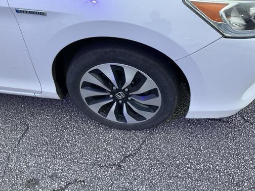 2017 Honda Accord Hybrid EX-L
