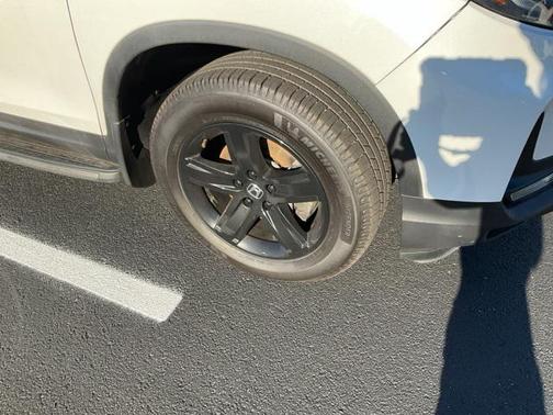 2022 Honda Ridgeline Black