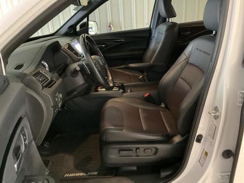 2022 Honda Ridgeline Black