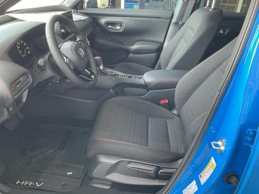 2026 Honda HR-V 2WD Sport