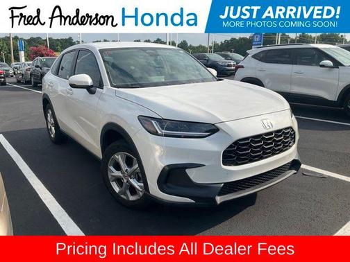 Platinum White 2024 Honda HR-V LX