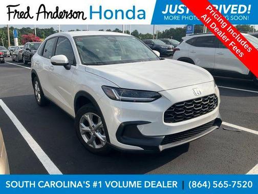 Platinum White 2024 Honda HR-V LX