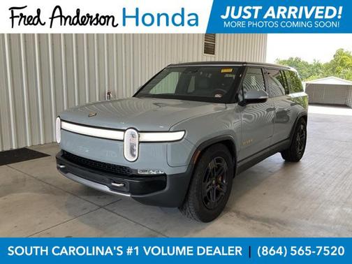 2023 Rivian R1S Adventure