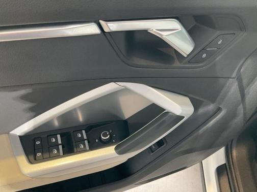 2020 Audi Q3 45 Premium