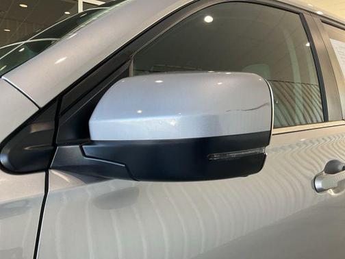 Silver Metallic 2024 Honda Pilot EX-L 7 Passenger