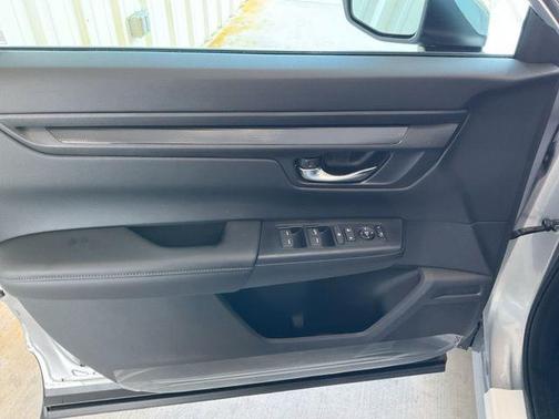 2026 Honda CR-V LX 2WD