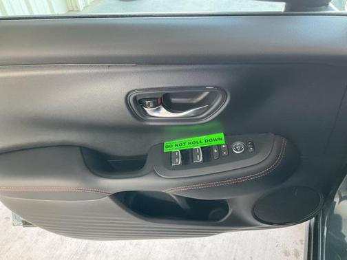 2026 Honda HR-V 2WD Sport