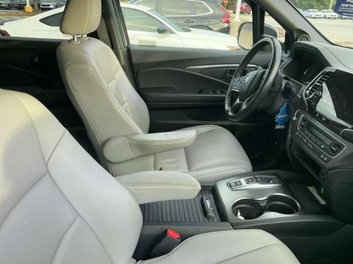2023 Honda Passport AWD EX-L