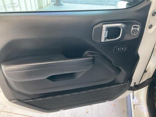 2023 Jeep Gladiator Willys 4x4