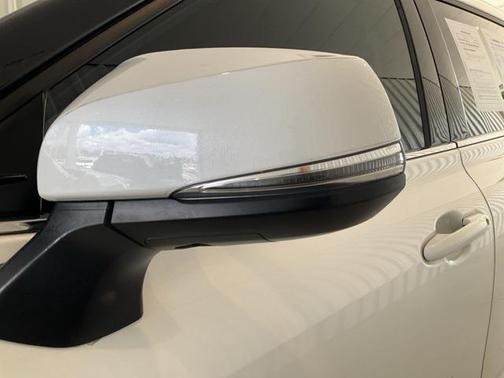 2021 Toyota Highlander Hybrid Limited