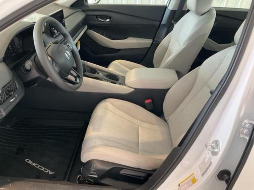 2025 Honda Accord LX 1.5T