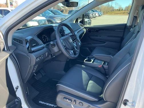 2025 Honda Odyssey Elite