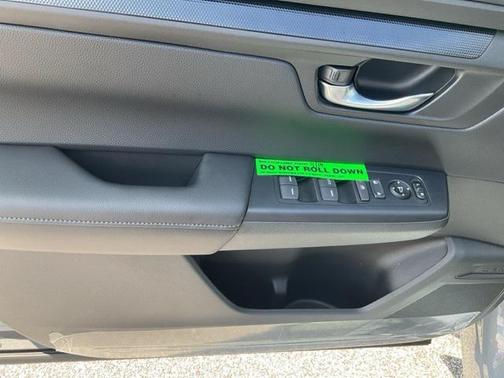 2025 Honda CR-V LX AWD