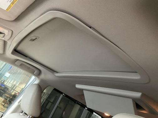 2017 Toyota Sienna XLE Premium