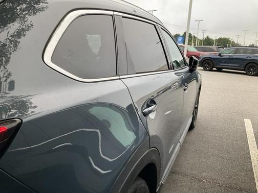 2021 Mazda CX-9 Carbon Edition