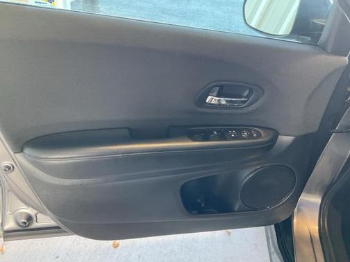 2020 Honda HR-V 2WD Sport