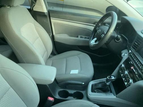 2019 Hyundai ELANTRA Value Edition