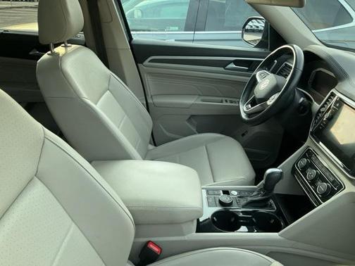 2022 Volkswagen Atlas 3.6L SEL