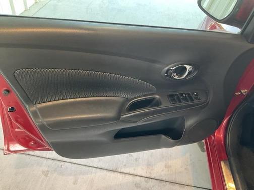2017 Nissan Versa 1.6 SV