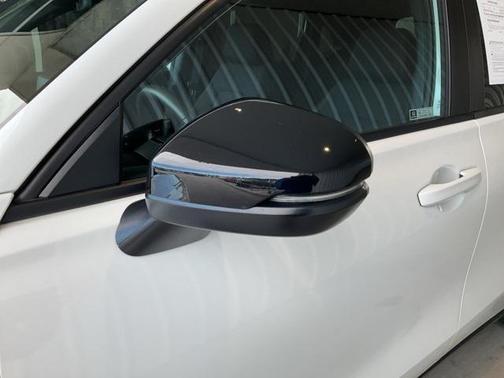 2023 Honda HR-V 2WD Sport