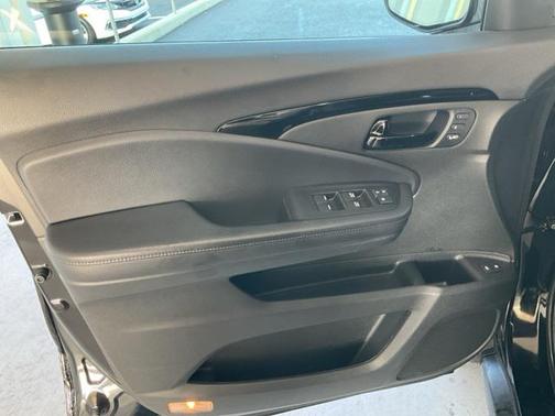 2023 Honda Passport AWD Elite