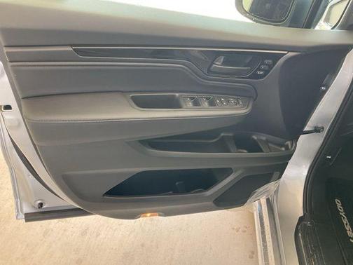 Solar Silver Metallic 2026 Honda Odyssey Touring