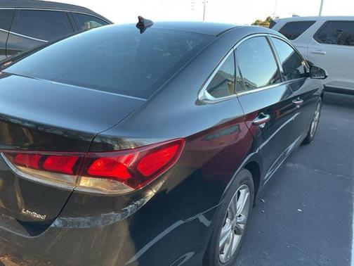 2018 Hyundai SONATA Limited