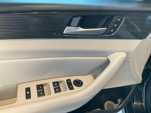 2018 Hyundai SONATA Limited