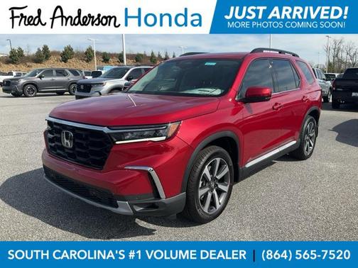 2025 Honda Pilot Touring 8-Passenger