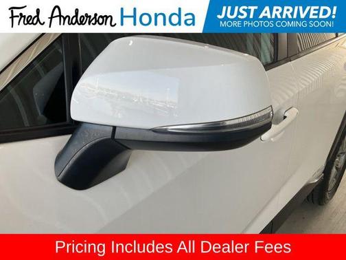 Ice Cap 2023 Toyota RAV4 Hybrid XLE