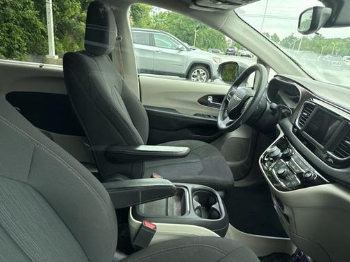 2018 Chrysler Pacifica Touring Plus