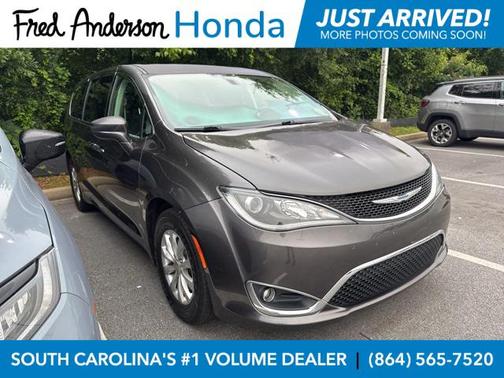 2018 Chrysler Pacifica Touring Plus
