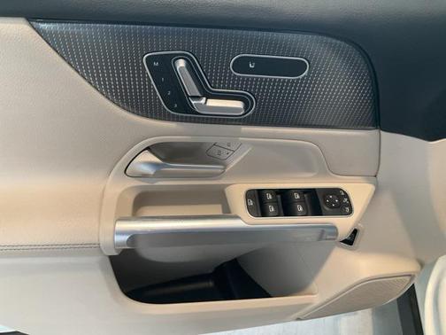 2023 Mercedes-Benz GLB 250 Base