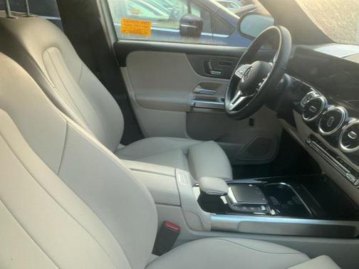 2023 Mercedes-Benz GLB 250 Base