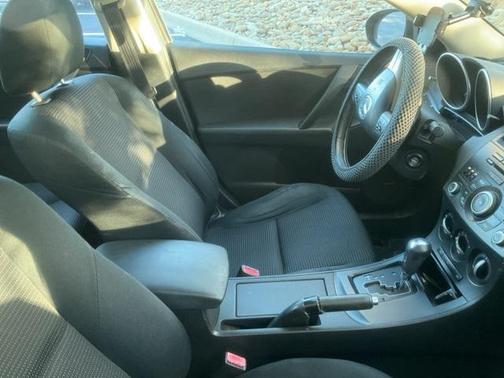 2012 Mazda Mazda3 i Touring