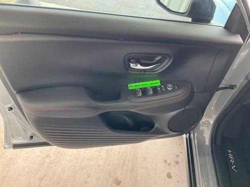 2026 Honda HR-V 2WD Sport