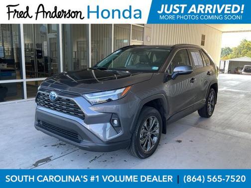 2024 Toyota RAV4 Hybrid XLE Premium