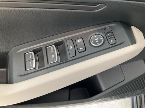 2025 Honda Accord LX 1.5T