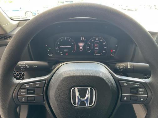 2025 Honda Accord LX 1.5T