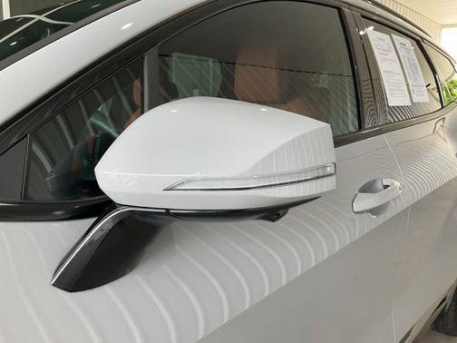 Wolf Gray 2025 Kia Sportage SX-Prestige