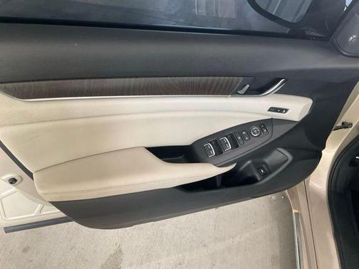 Champagne Frost Pearl 2020 Honda Accord EX-L 1.5T