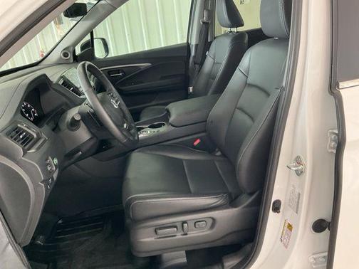 Platinum White Pearl 2024 Honda Ridgeline RTL