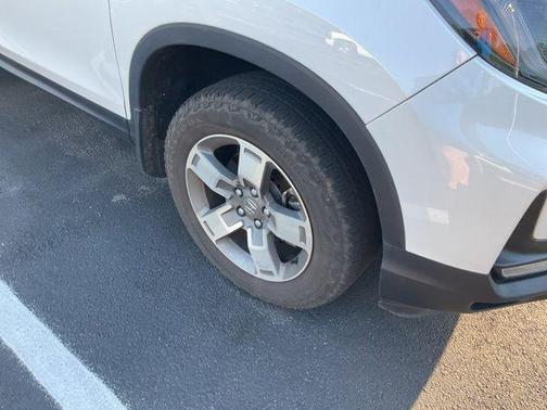 Platinum White Pearl 2024 Honda Ridgeline RTL