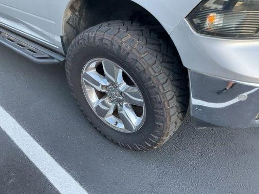 Bright Silver Metallic Clearcoat 2017 RAM 1500 Big Horn