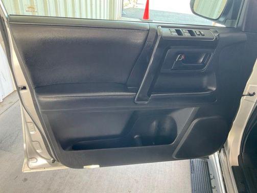 Classic Silver Metallic 2013 Toyota 4Runner Limited