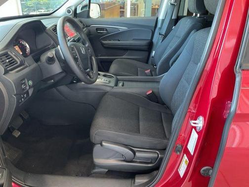 Radiant Red Metallic II 2023 Honda Ridgeline Sport
