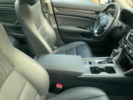 2022 Honda Accord EX-L 1.5T