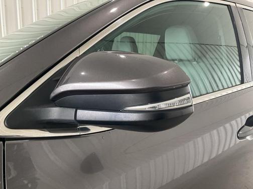 2017 Toyota Highlander LE