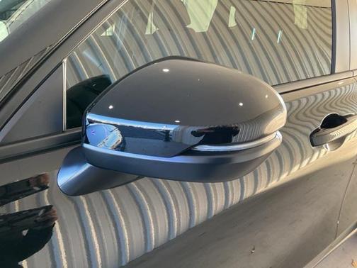 2026 Honda HR-V 2WD Sport