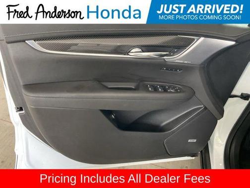 Crystal White Tricoat 2024 Cadillac XT6 Sport AWD